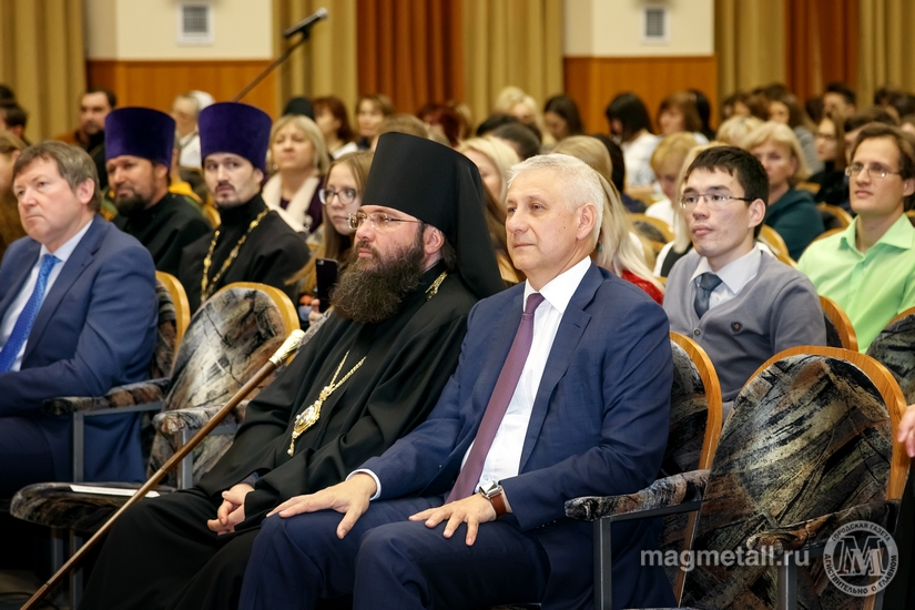 Андрей Серебряков