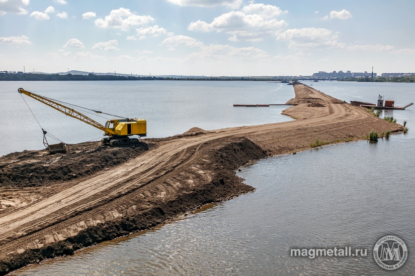 Плотина магнитогорск. Водохранилище Магнитогорск. Магнитогорск комбинат река. Дамба Магнитогорск. Первая плотина Магнитогорска.