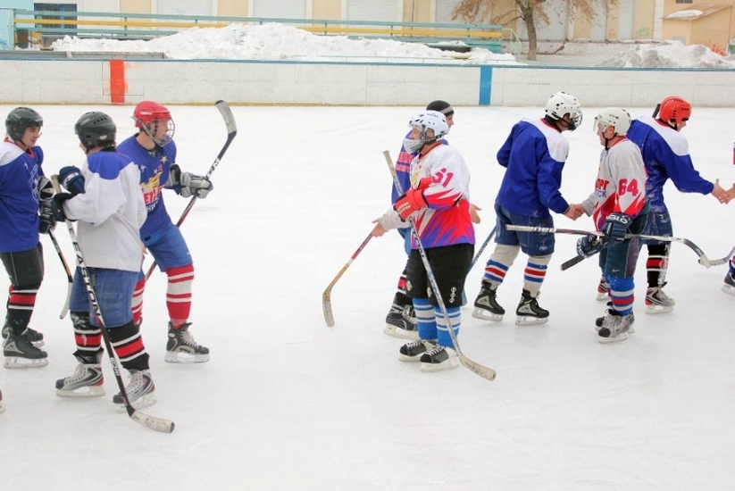 В Магнитогорске завершился турнир по хоккею среди сотрудников полиции | Фотография 2