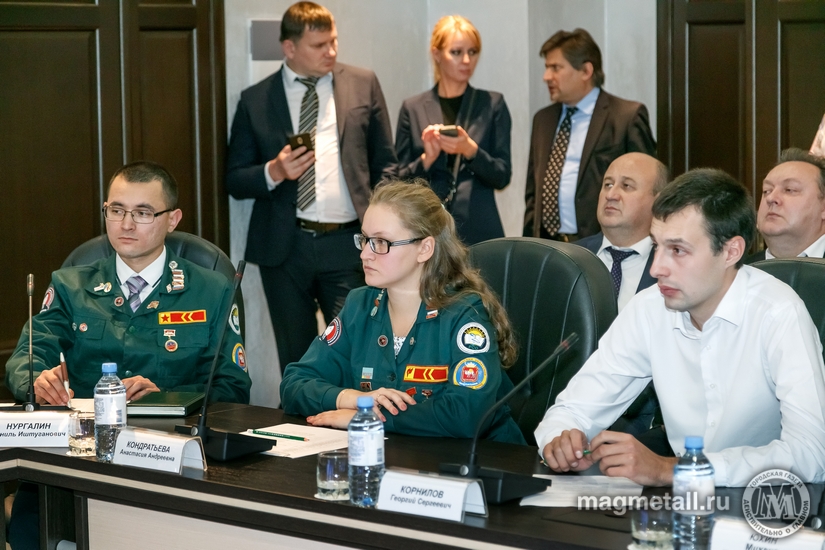 Андрей Серебряков