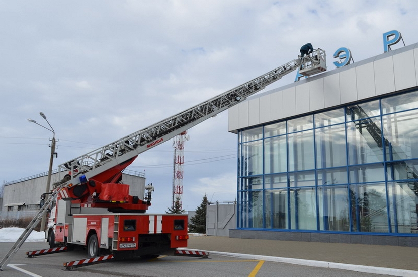 В аэропорту Магнитогорска прошли пожарно-тактические учения | Фотография 3