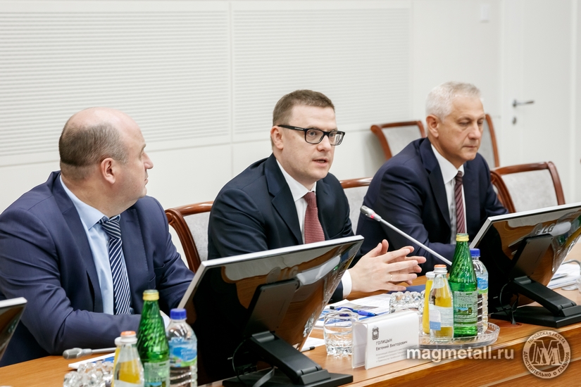 Антон Семенов
