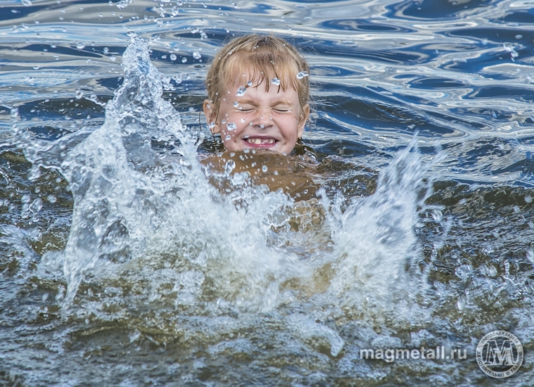 Уже третий день, как в Магнитогорске официально стартовал пляжно-купальный сезон.(фото 9)
