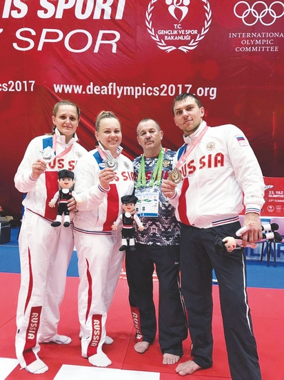 Медальный квинтет | Фотография 1