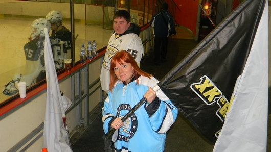 В хоккей у нас играют даже "акулы" | Фотография 1