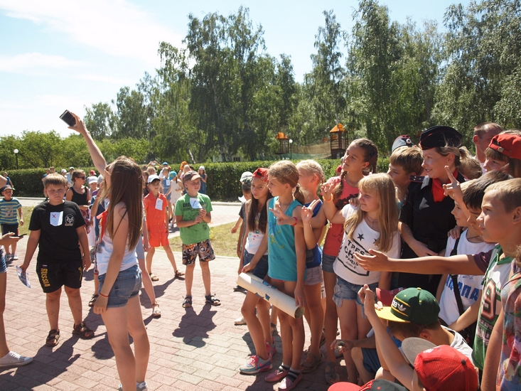 31 июля 2015 года в детском комплексе "Уральские зори" сотрудники полиции провели профилактическое мероприятие "Ваша безопасность - в наших руках".(фото 3)