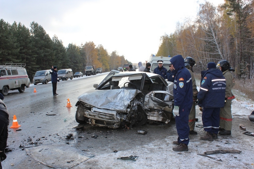 В Увельском районе в ДТП погибли и травмированы жители Магнитогорска и Ростовской области | Фотография 2