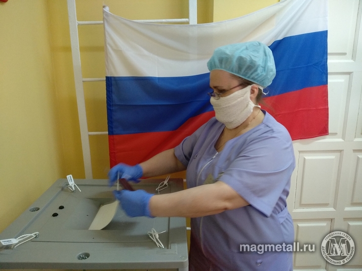 Медики голосуют на рабочем месте | Фотография 2