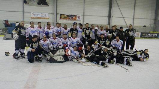 В хоккей у нас играют даже "акулы" | Фотография 6