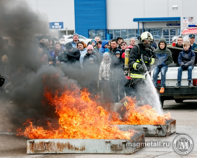 День 370-летия пожарной охраны России пожарно-спасательный гарнизон отметил праздничной программой.(фото 10)