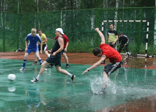 Матч состоится в любую погоду... | Фотография 1