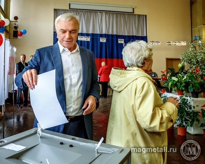 Андрей Серебряков