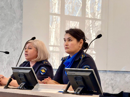 Полицейские встретились со студентами Полицейские встретились со студентами