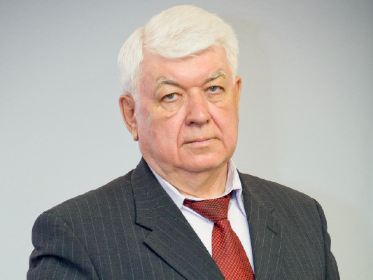 Труженик, общественник, законотворец Труженик, общественник, законотворец