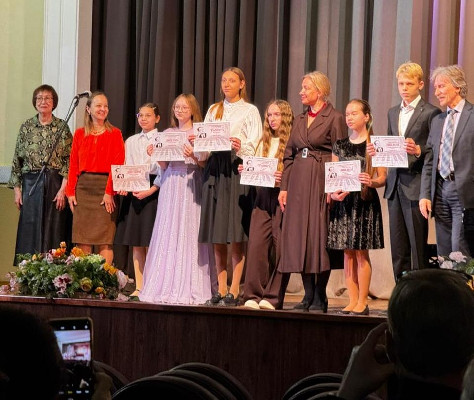 Успех юных пианисток