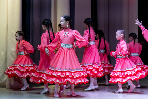 «Весенний парад» для женщин