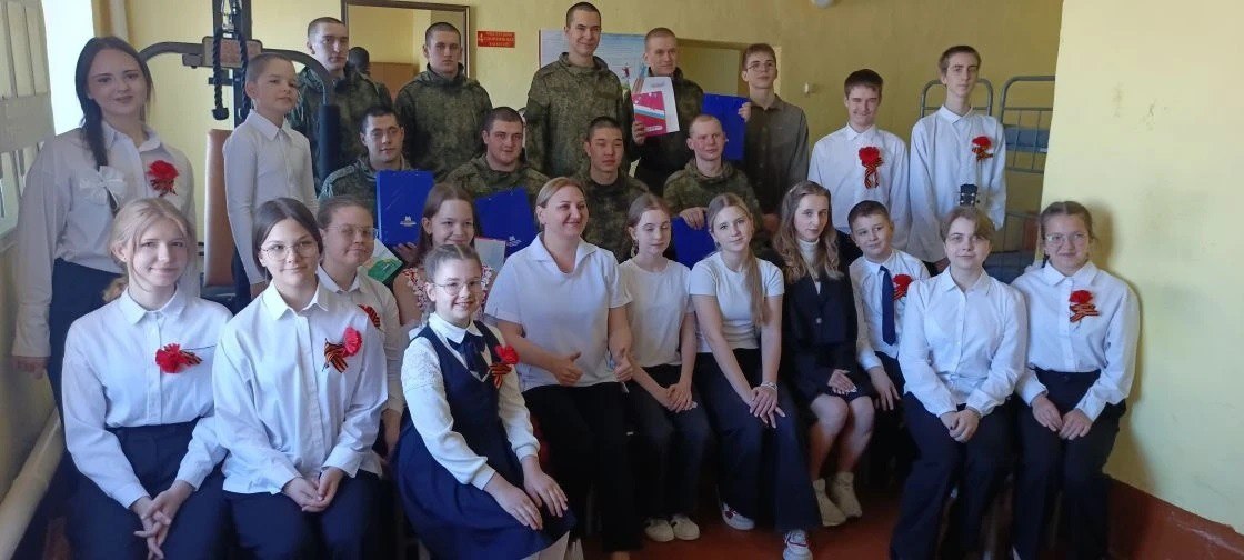 В гости к военным | Фотография 2