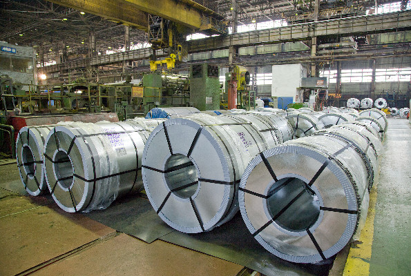 Снова в лидерах