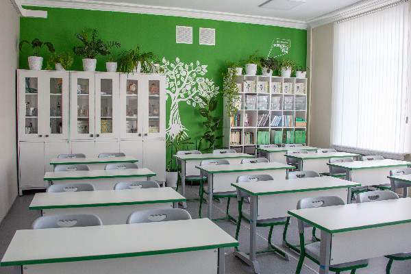 Скоро в школу