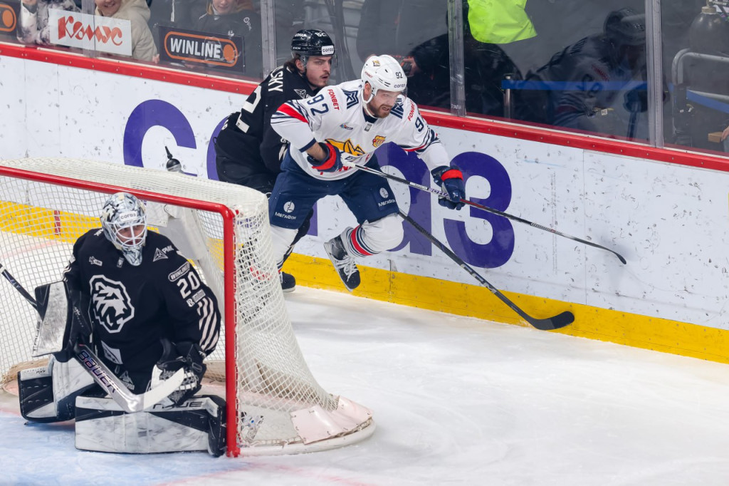 «Звенит в ушах лихая музыка атаки» | Фотография 1