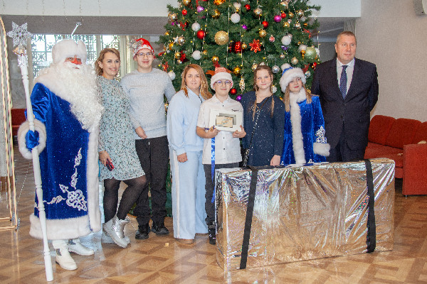 Подарить немножко счастья