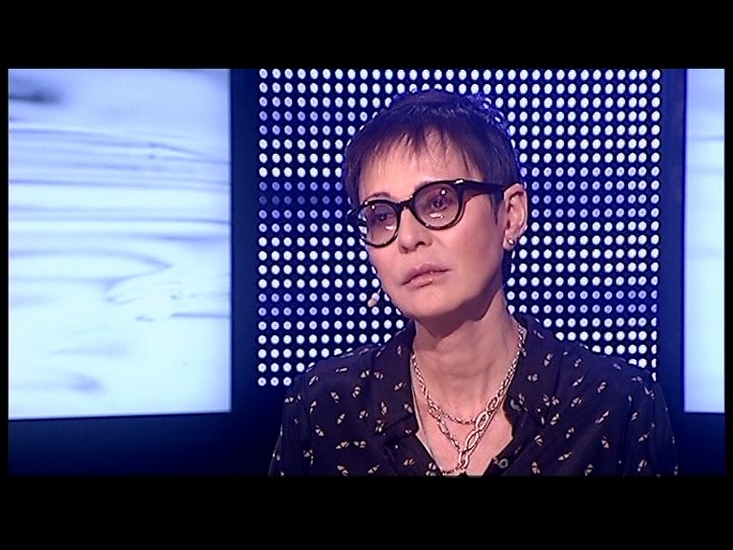 Ирина Хакамада: "В семье я - энергетический спонсор" | Фотография 2