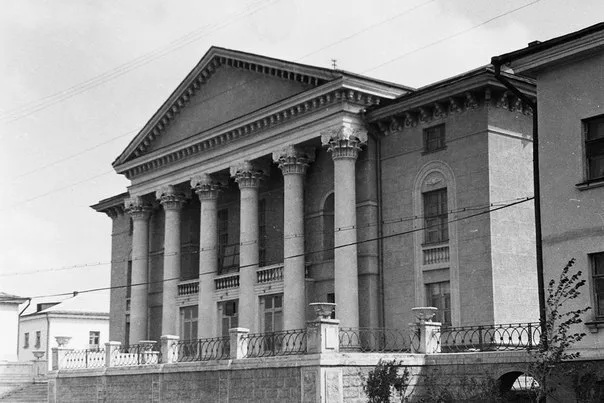 Город строился быстро | Фотография 3