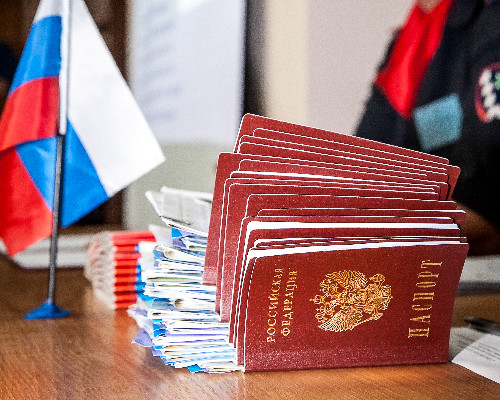 Они же не зарабатывают…