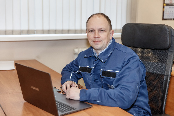 «Инженера формирует практика»