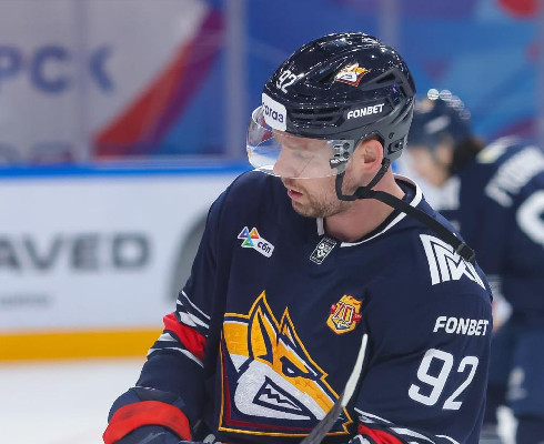 Кузнецов пожертвовал лицом ради победы Кузнецов пожертвовал лицом ради победы