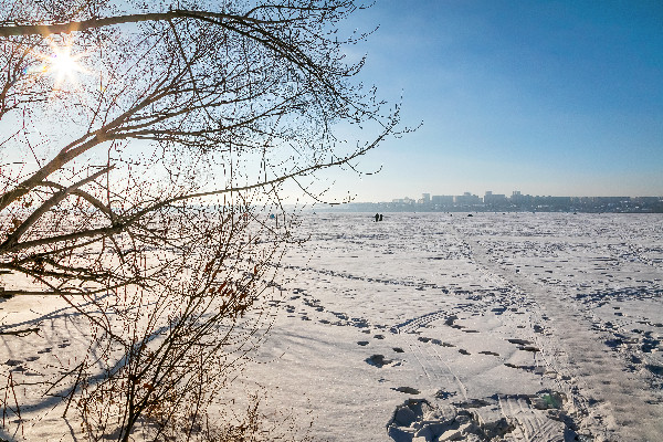 Весенний лёд – коварная ловушка