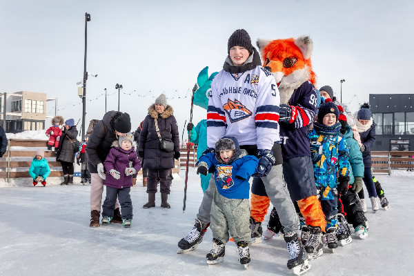 Снежно, весело, спортивно Снежно, весело, спортивно