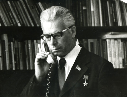 Выдающийся директор ММК Выдающийся директор ММК