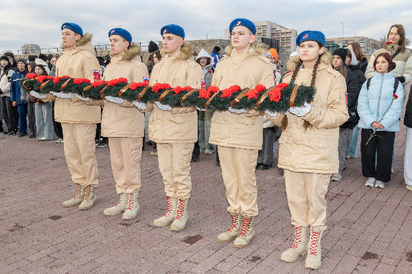 Подвиг твой бессмертен…