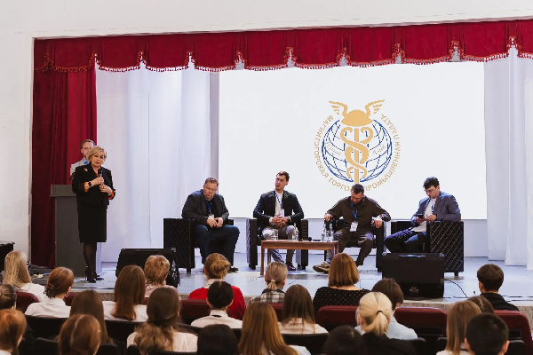 Опыт старших и энергия молодых