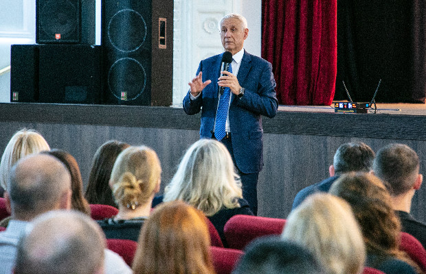 Жить в Магнитке – здорово! Жить в Магнитке – здорово!