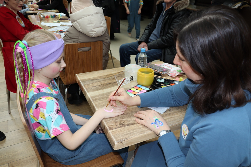 «Книжный сюрприз» | Фотография 2