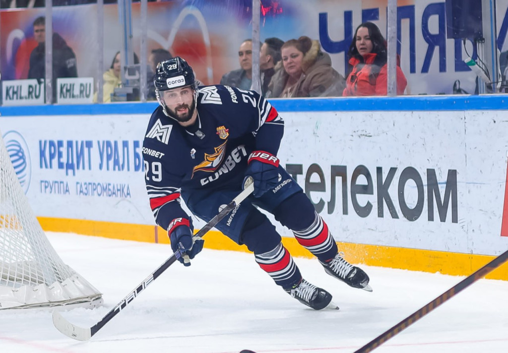 Дронов забил, но «Металлург» выиграл | Фотография 1