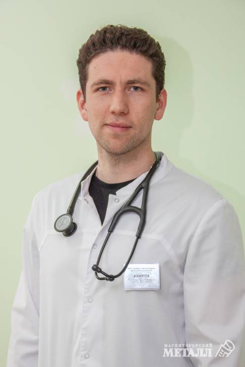 Роман Ахметов