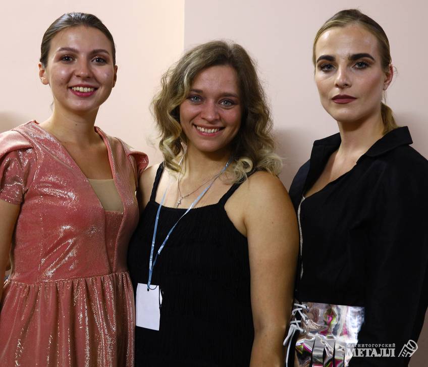 В Магнитогорске прошёл традиционный международный фестиваль моды и музыки «Половодье».<br />
(фото 10)