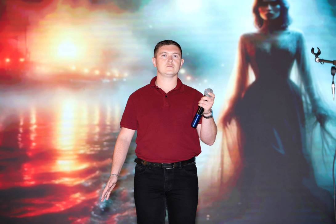 Олег Панов