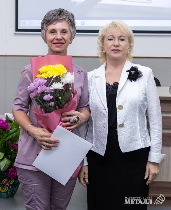 Стелла Каунова, Елена Симонова