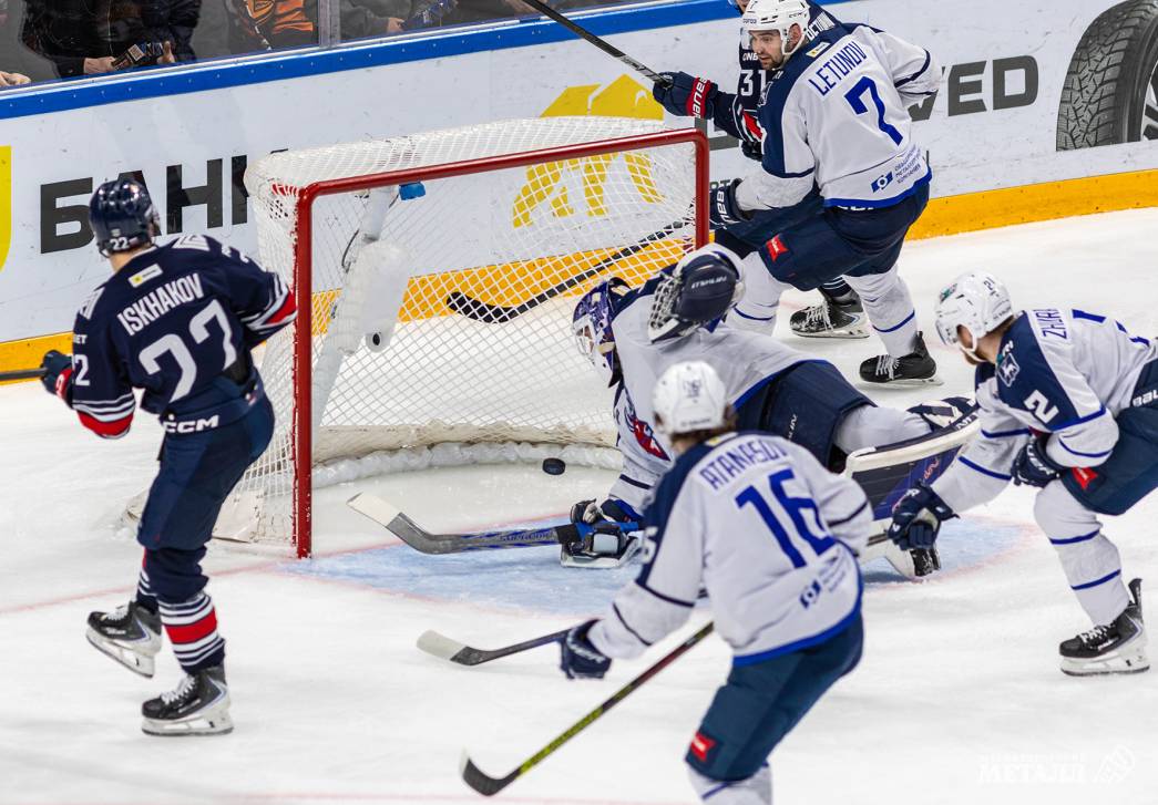 Чудеса хоккейной эквилибристики | Фотография 18