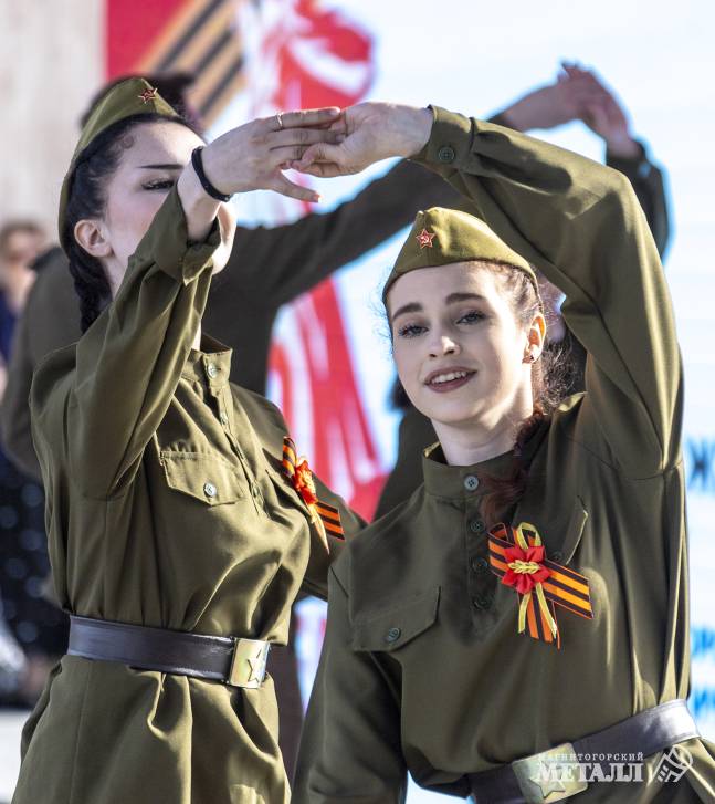 И лежит у меня на ладони незнакомая ваша рука | Фотография 13