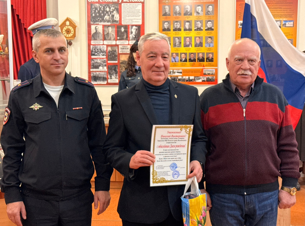 В праздничной обстановке | Фотография 3