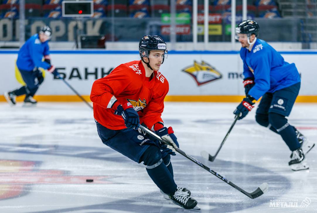 Восточная классика: противостояние и подарки болельщикам | Фотография 20