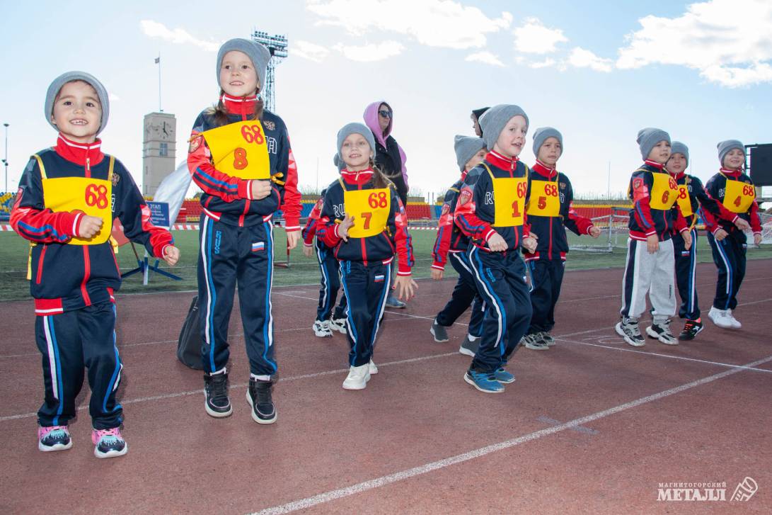 Наши юные атлеты собрались на эстафету | Фотография 2