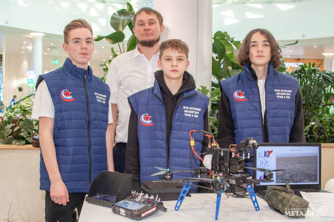 Владимир Посадских и команда Соколики