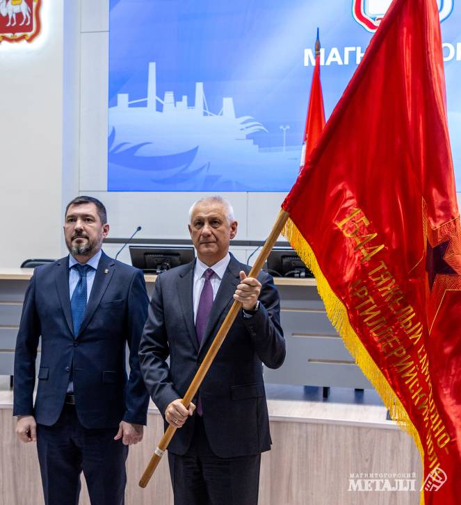 Из одного сукна спецовка и шинель | Фотография 6