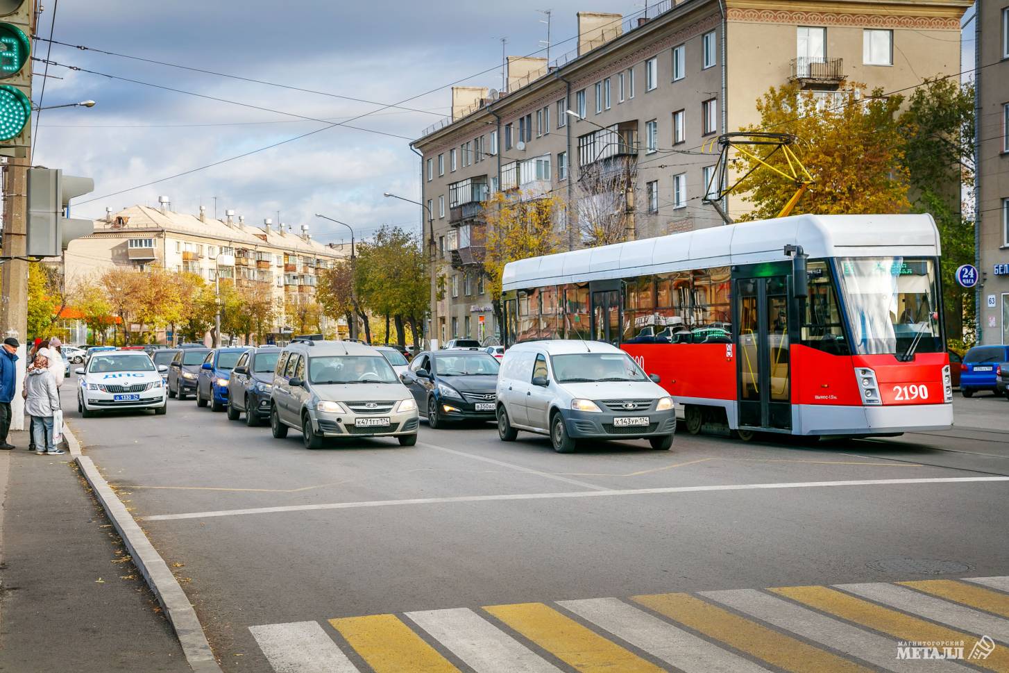 Пешеход, не стой на рельсах!. Новости Магнитогорск. 23.10.2023г